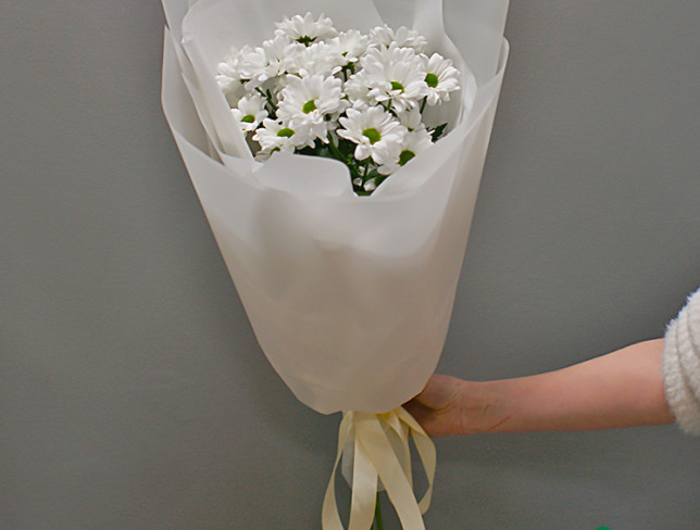 Bouquet of 5 branches of white chrysanthemums photo